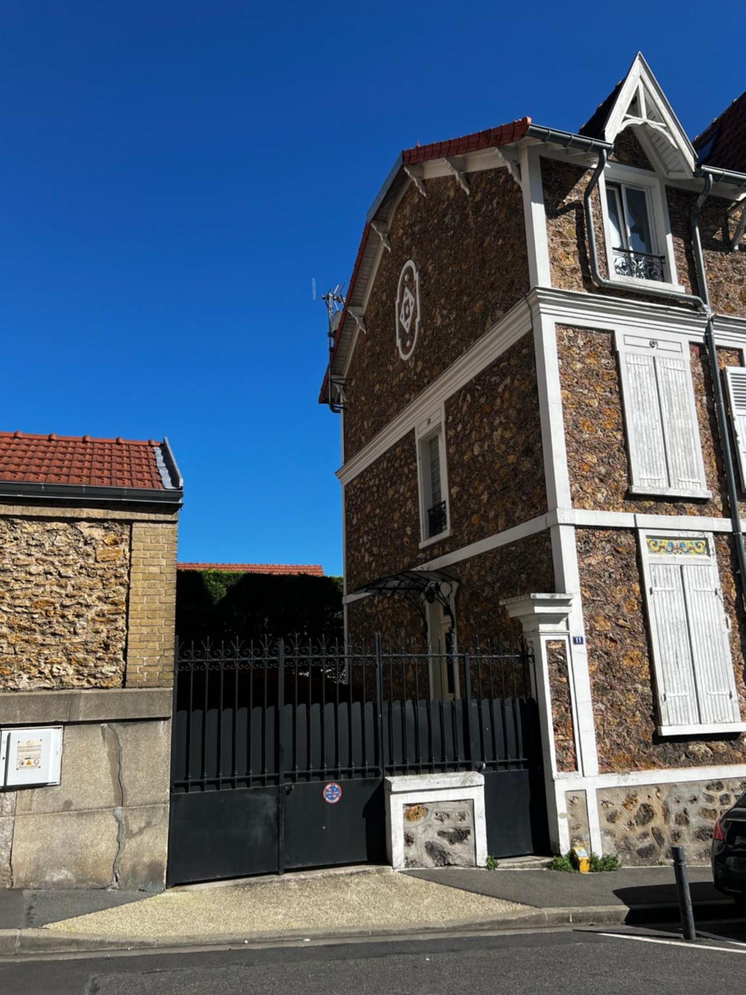 Appartement Superbe Appart Avec Jardin Prive Proche Paris à Nogent-sur-Seine Extérieur photo